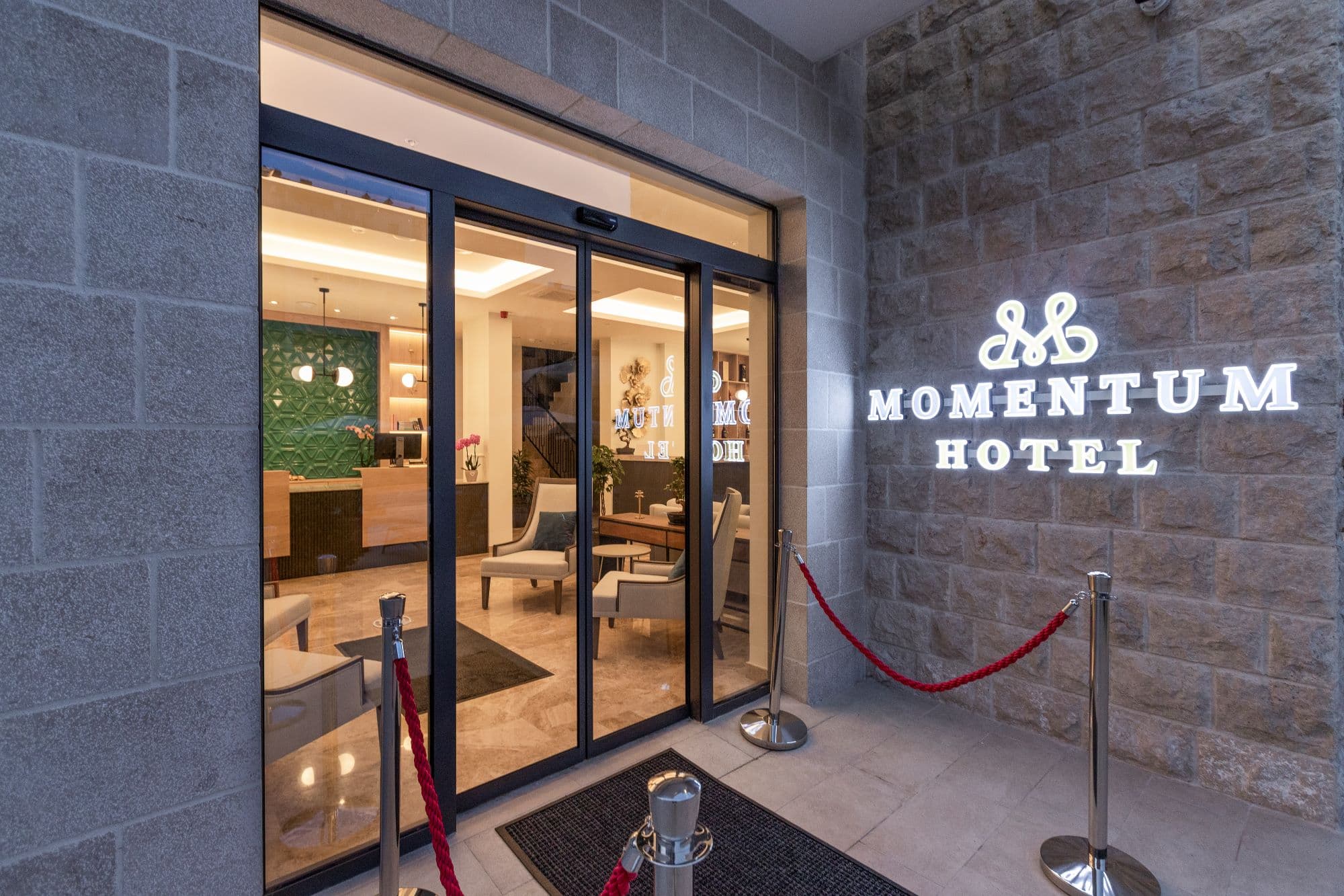 HOTEL Momentum