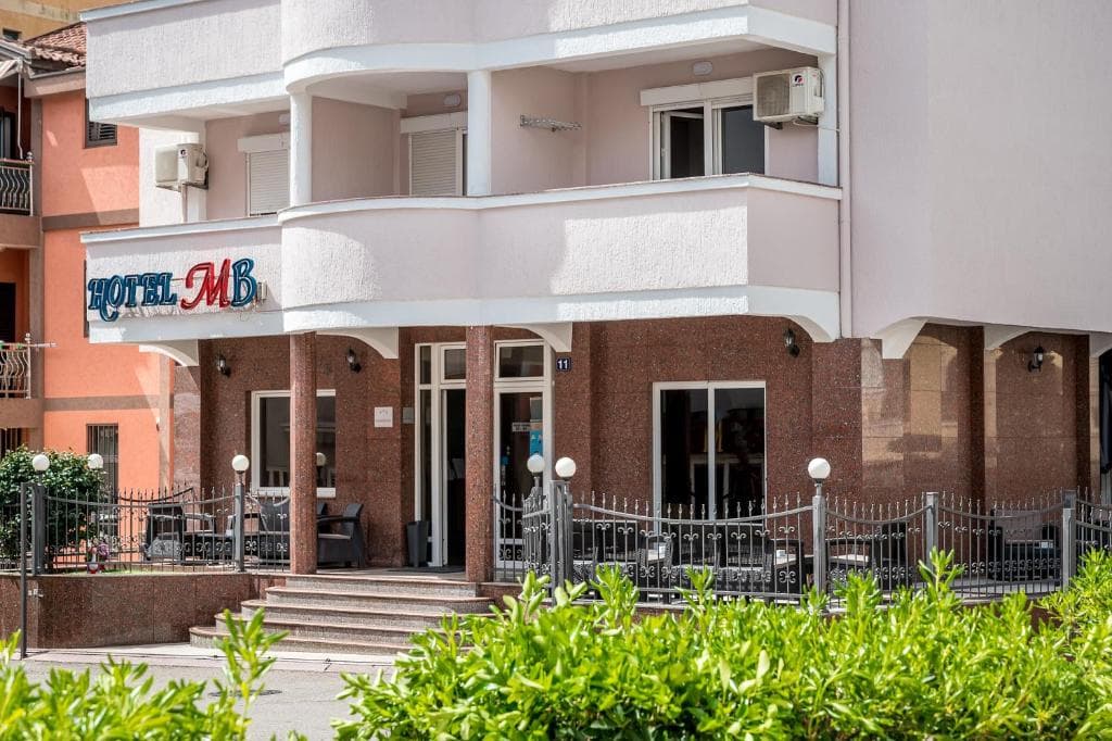 HOTEL MB