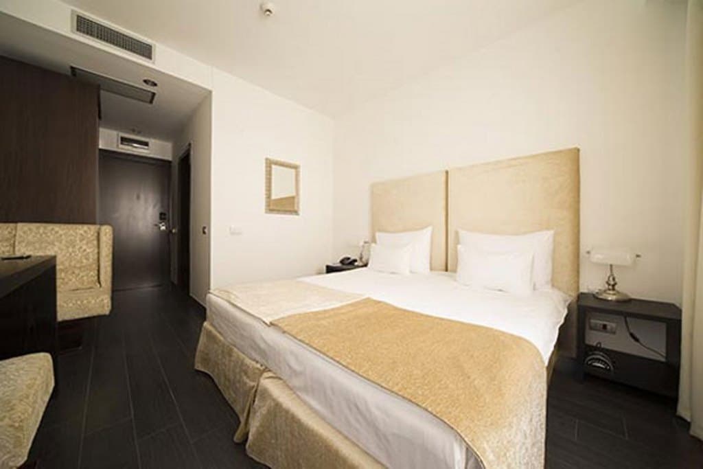 HOTEL Astoria