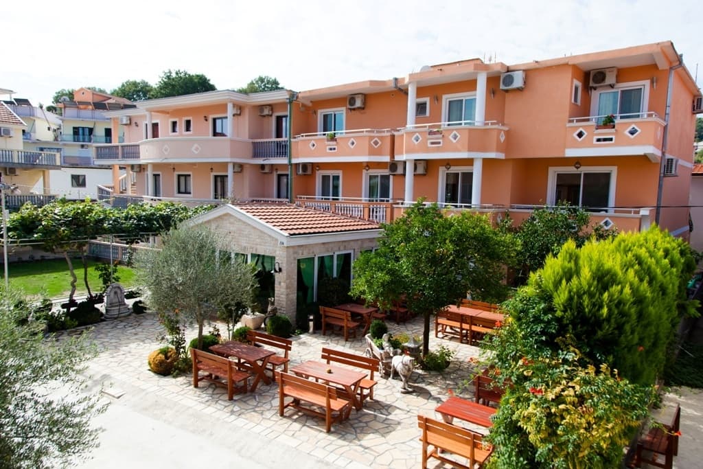 VILLA Holiday Apartments (кат. A)