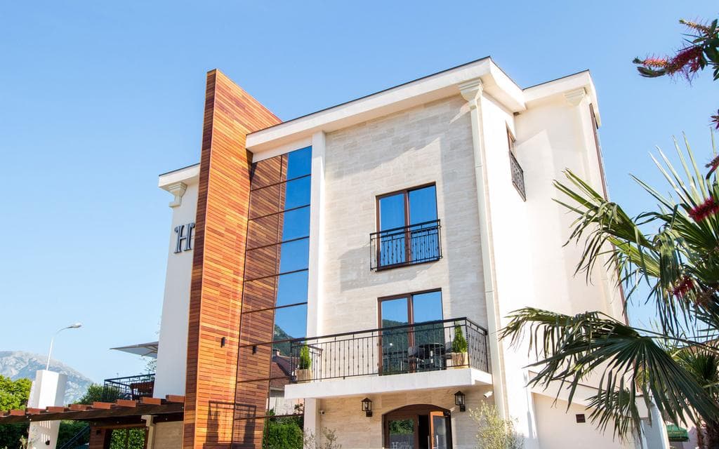 HOTEL Helada