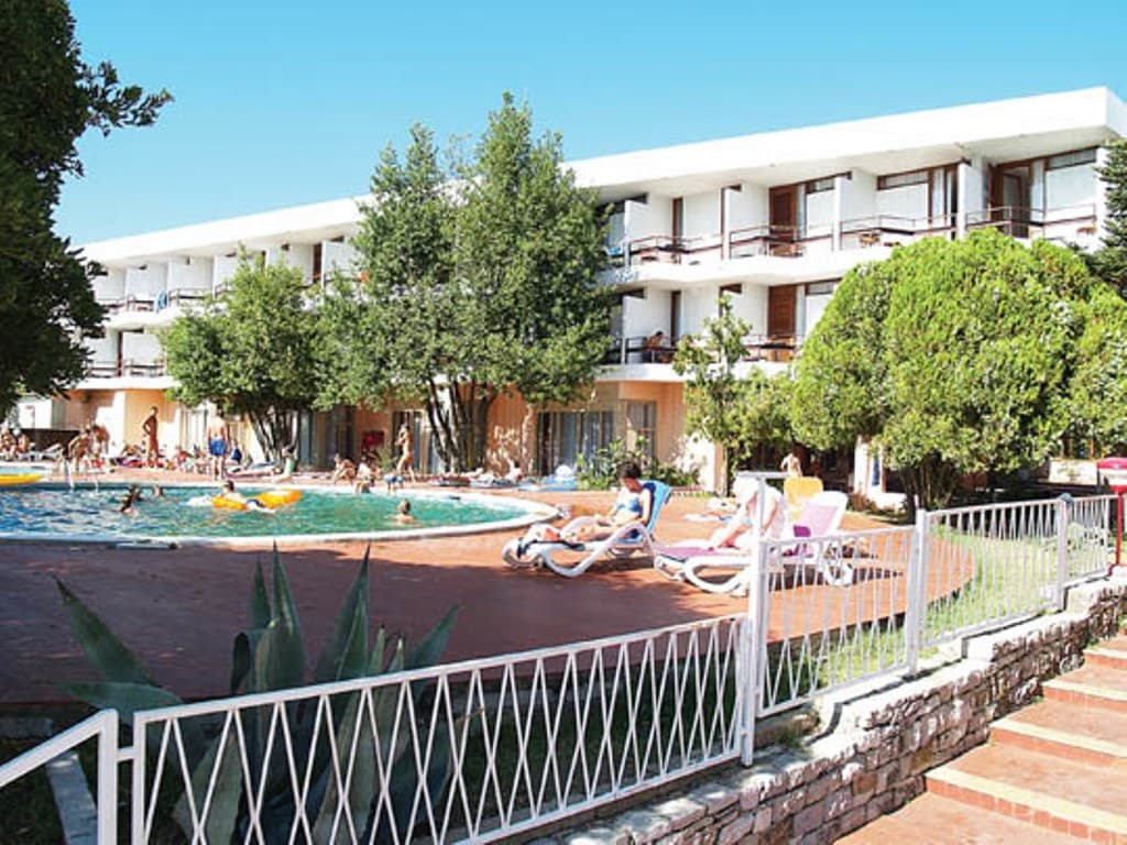 HOTEL Kamelija