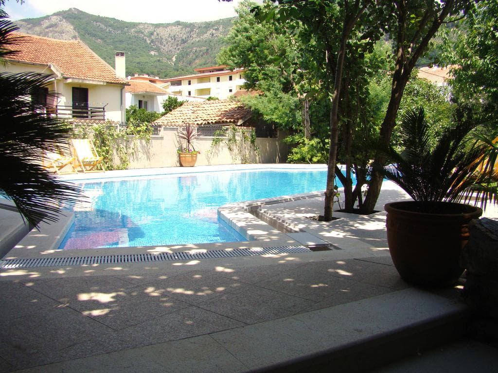 HOTEL Dubrava