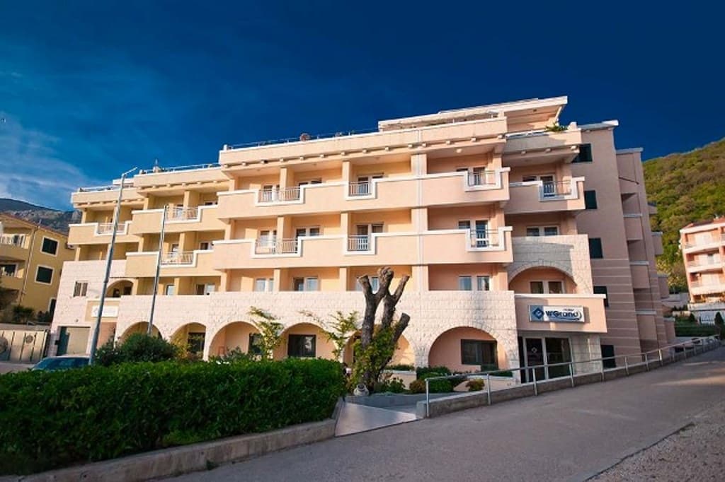 HOTEL WGrand