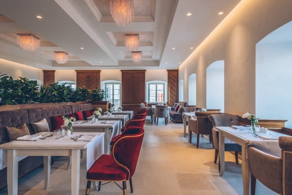 HOTEL HERITAGE GRAND PERAST